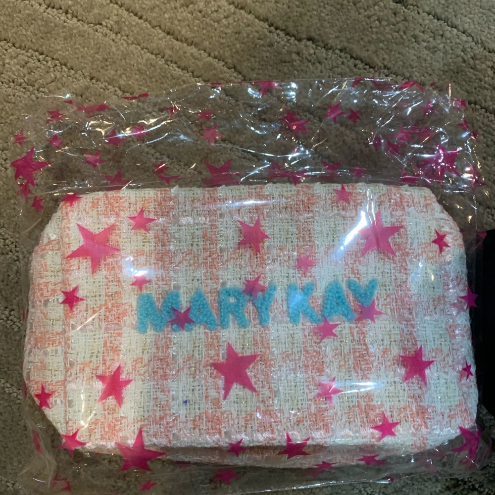 Mary Kay Pink & Turquoise cosmetics Bag embroidered